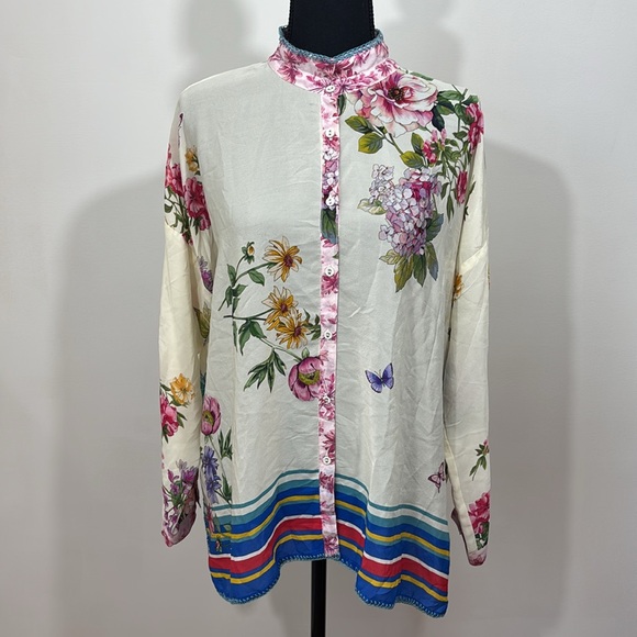 Johnny Was Wilton Silk Button Down Blouse Women’s size Medium - Picture 8 of 9